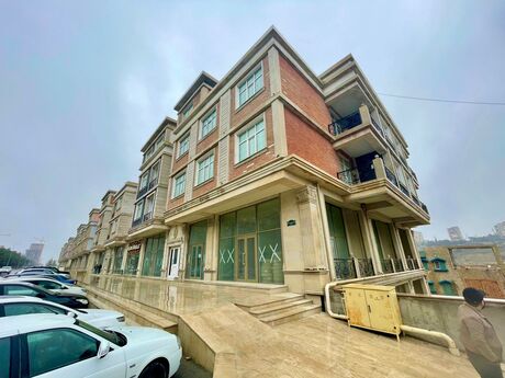 3-room apartment, 108 m², Yeni Günəşli: 165 000 ₼ 2