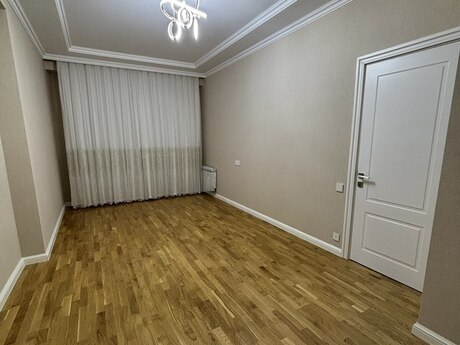 2 otaq · 45 m² · 3/18 mərtəbə, Memar Əcəmi