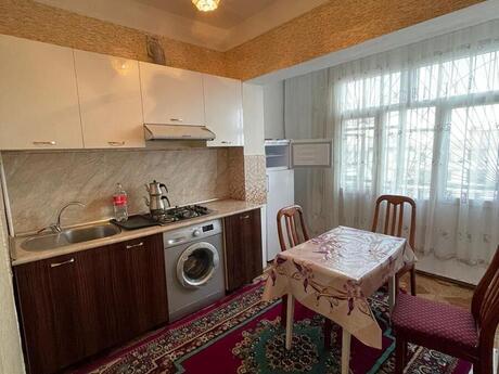 Аренда: 3-комнатная квартира, 85 м², Memar Əcəmi: 800 ₼/мес 3