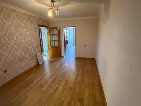 Bakıxanovda 3 otaqlı köhnə tikili mənzil satılır, 60 m², 158 000 AZN, şəkil 4 / 12