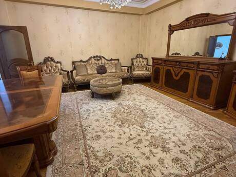 Elan №6438380 - Bakı, Nəsimi m., 3 otaqlı, 130 m², 9/11 mərtəbə