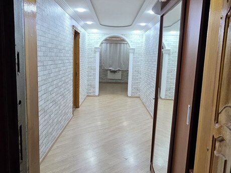 3-room apartment for rent, 80 m², 7-ci mikrorayon: 200 ₼/mo 5