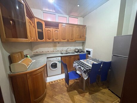 Kirayə 3 otaqlı mənzil, 120 m², Nəriman Nərimanov: 900 ₼/ay 4