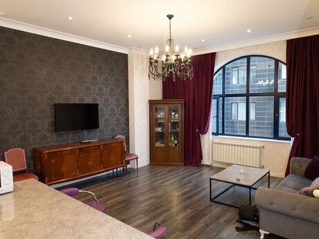 Kirayə 2 otaqlı mənzil, 90 m², Nizami: 1 200 ₼/ay 3