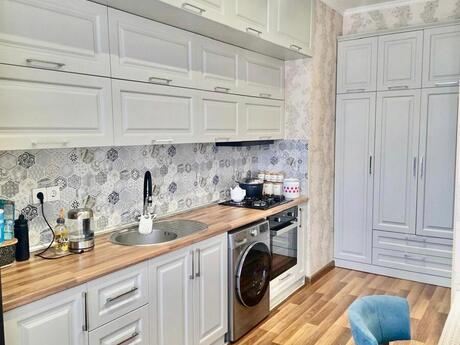 3 otaqlı mənzil, 85 m², Neftçilər: 230 000 ₼ 3