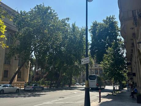 6 otaqlı mənzil, 160 m², Sahil: 400 000 ₼ 2