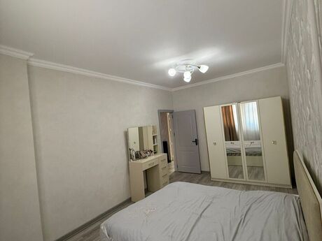 Yeni Yasamalda 4 otaqlı köhnə tikili mənzil satılır, 110 m², 243 000 AZN, şəkil 5 / 12