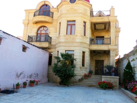 6 otaqlı həyət evi, 485 m², M.Ə.Rəsulzadə: 1 000 000 ₼ 2
