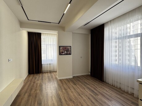 2 otaqlı mənzil, 57 m², Nərimanov: 240 000 ₼ 2