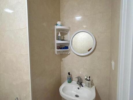 4-room apartment for rent, 137 m², Binəqədi: 150 ₼/mo 2