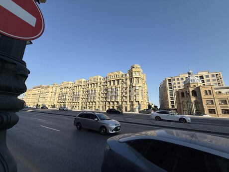 4-room apartment, 160 m², Nəriman Nərimanov: 520 000 ₼ 3