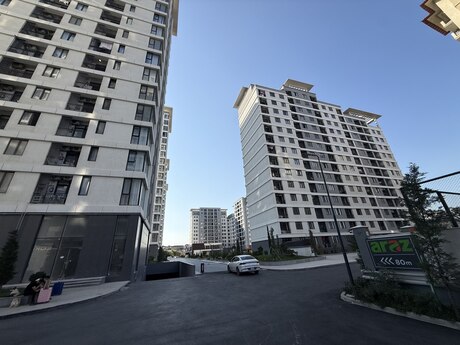 4-комнатная квартира, 190 м², 20 Yanvar: 418 000 ₼ 4
