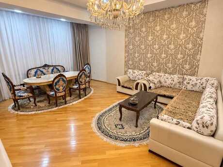 Объявление №6439025 - Баку, м. Кара Караев, 3-комн., 135 м², 2/17 этаж