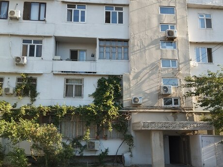 4-room apartment, 85 m², Həzi Aslanov: 200 000 ₼ 2