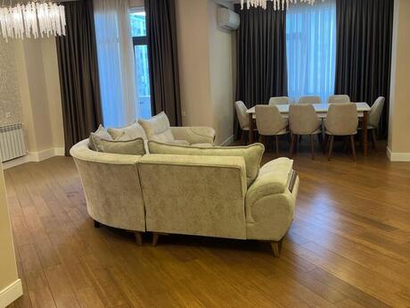 Kirayə 3 otaqlı mənzil, 163 m², 8 Noyabr: 1 850 ₼/ay 4