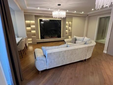 Elan №6439131 - Bakı, 8 Noyabr m., 3 otaqlı, 163 m², 9/17 mərtəbə