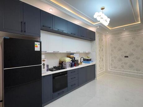 2 otaqlı mənzil, 94 m², Neftçilər: 285 000 ₼ 5