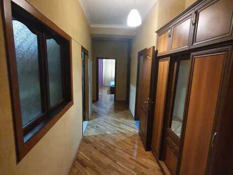 Kirayə 2 otaqlı mənzil, 75 m², İnşaatçılar: 650 ₼/ay 3