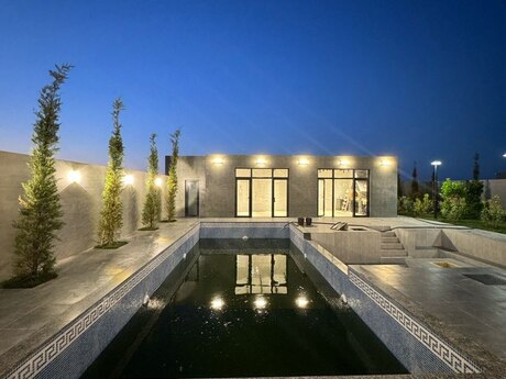 7 otaqlı həyət evi, 410 m², Mərdəkan: 700 000 ₼ 2