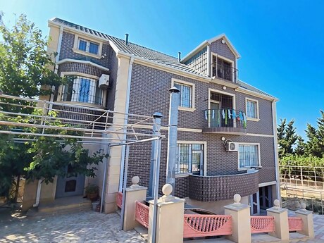 8 otaqlı həyət evi, 440 m², Görədil: 450 000 ₼ 2