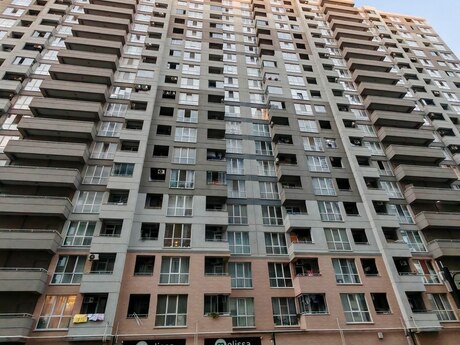 2 otaq · 47 m² · 13/20 mərtəbə, 20 Yanvar