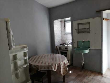 2-room apartment for rent, 40 m², Nizami: 250 ₼/mo 2
