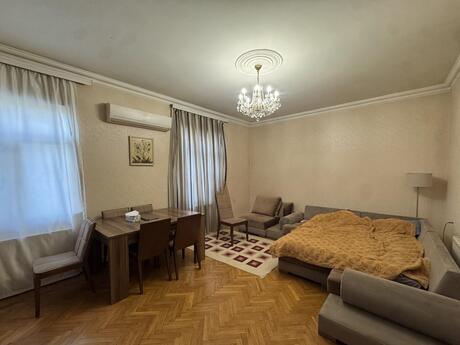 3 otaqlı mənzil, 90 m², Nəriman Nərimanov: 245 000 ₼ 2