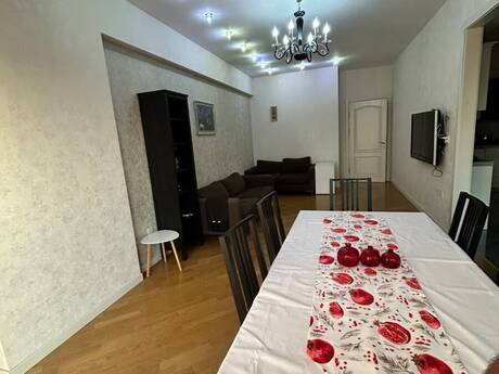 Kirayə 4 otaqlı mənzil, 140 m², Şah İsmayıl Xətai: 1 599 ₼/ay 3