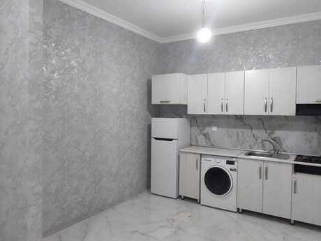 3-room apartment for rent, 85 m², Azadlıq Prospekti: 1 000 ₼/mo 3
