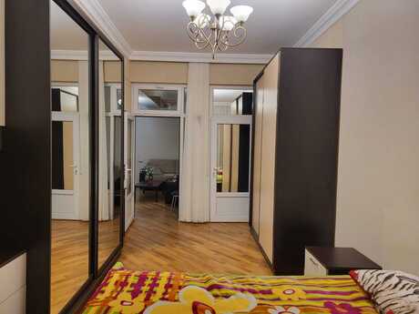 Аренда: 2-комнатная квартира, 78 м², Nəriman Nərimanov: 800 ₼/мес 5