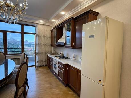 3 otaqlı mənzil, 110 m², Nizami: 385 000 ₼ 3
