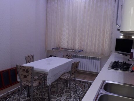 Kirayə 2 otaqlı mənzil, 90 m², 28 May: 1 200 ₼/ay 5