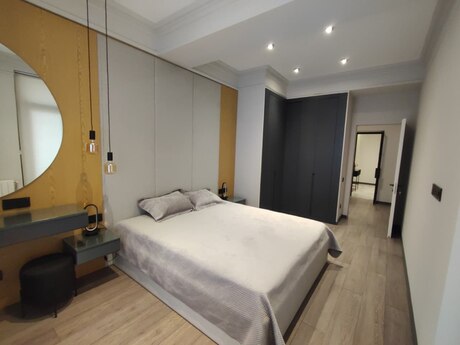 Kirayə 3 otaqlı mənzil, 110 m², 28 May: 2 500 ₼/ay 3