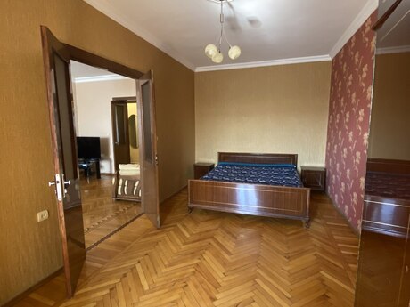 Kirayə 4 otaqlı mənzil, 100 m², Yasamal: 850 ₼/ay 4