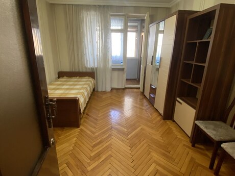 Kirayə 4 otaqlı mənzil, 100 m², Yasamal: 850 ₼/ay 3