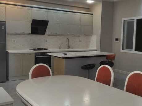 Kirayə 4 otaqlı mənzil, 115 m², 28 May: 1 100 ₼/ay 2