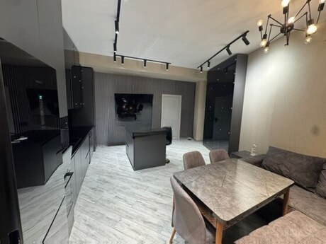 Kirayə 3 otaqlı mənzil, 100 m², Ağ şəhər: 2 100 ₼/ay 2