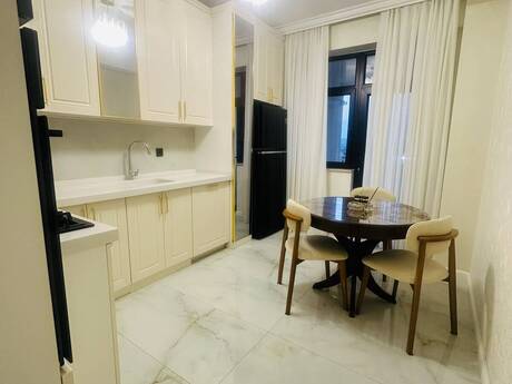 Kirayə 2 otaqlı mənzil, 100 m², Gənclik: 1 200 ₼/ay 4
