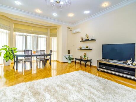 Kirayə 3 otaqlı mənzil, 170 m², Nəsimi: 3 000 ₼/ay 5