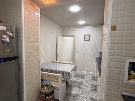 3 otaqlı mənzil, 80 m², Bakıxanov: 240 000 ₼ 3