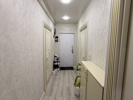 3 otaqlı mənzil, 80 m², Bakıxanov: 240 000 ₼ 2