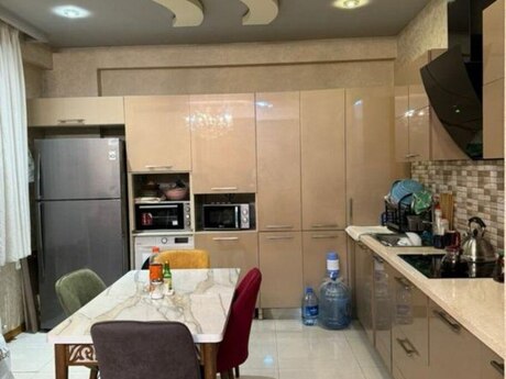 3-room apartment for rent, 105 m², İnşaatçılar: 850 ₼/mo 5