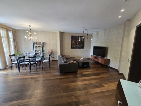 4-room apartment, 220 m², İçəri Şəhər: 870 000 ₼ 4