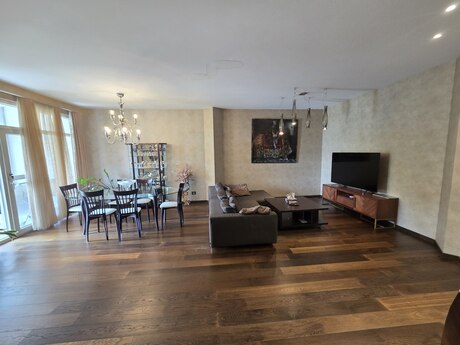 4-room apartment, 220 m², İçəri Şəhər: 870 000 ₼ 2
