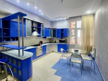 Объявление №6439861 - Баку, Наримановский  р., 5-комн., 210 м², 12/14 этаж