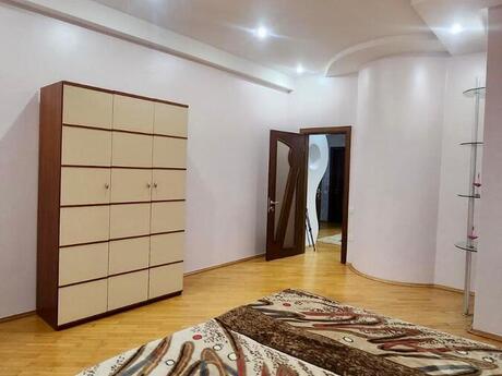 5-room apartment for rent, 210 m², Nərimanov: 1 299 ₼/mo 4