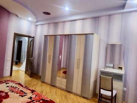 5-room apartment for rent, 210 m², Nərimanov: 1 299 ₼/mo 5