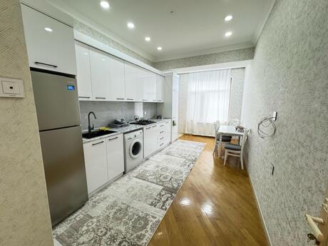 Kirayə 2 otaqlı mənzil, 100 m², 8 Noyabr: 900 ₼/ay 2