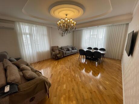 Kirayə 3 otaqlı mənzil, 130 m², Badamdar: 1 350 ₼/ay 4