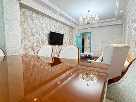 Kirayə 3 otaqlı mənzil, 145 m², Neftçilər: 1 500 ₼/ay 5